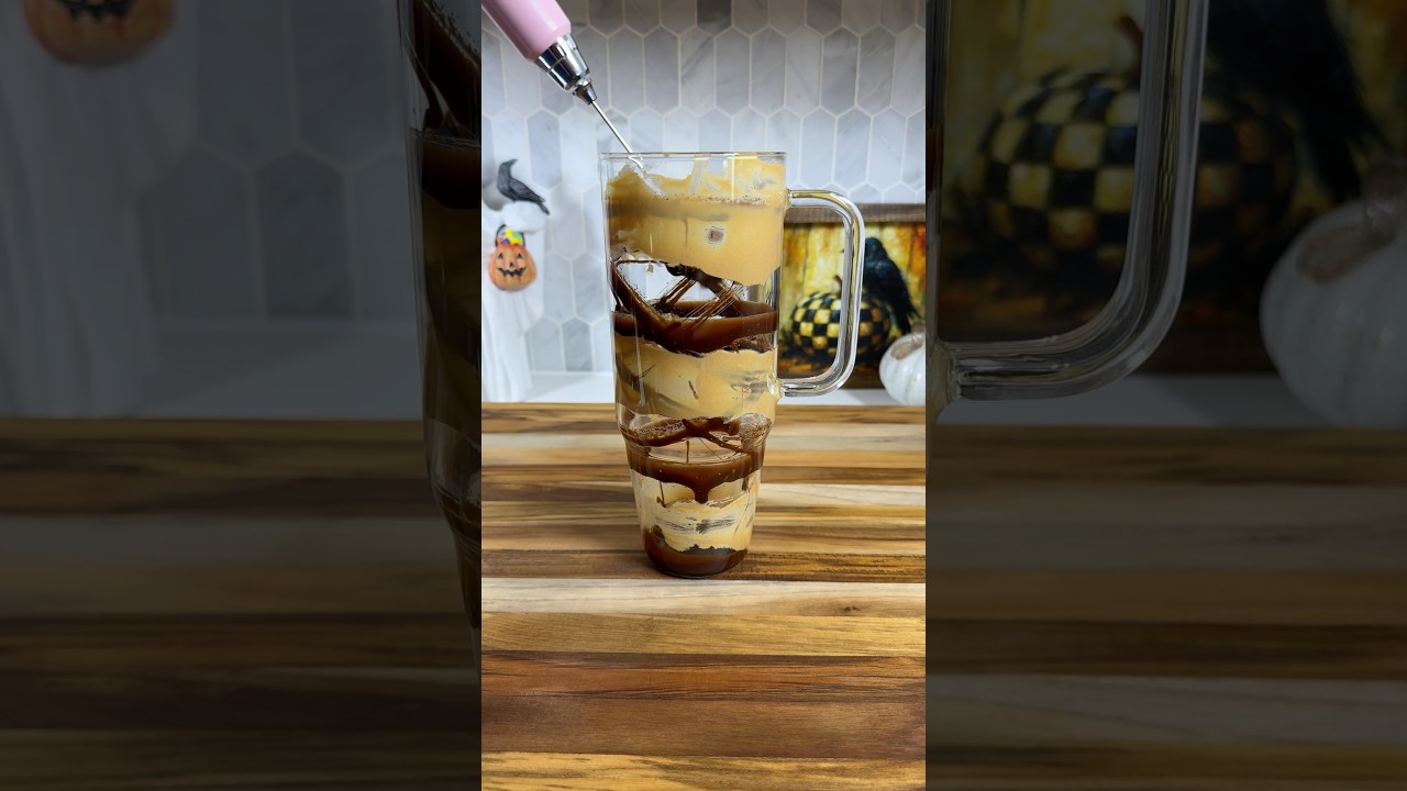 Reeses iced coffee🍫🥜☕ 