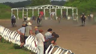 9NA CARRERA 600 MTS GANADOR PETRIOLO, 2DO MOSQUITO,JOCKEY MONTEIRO.D