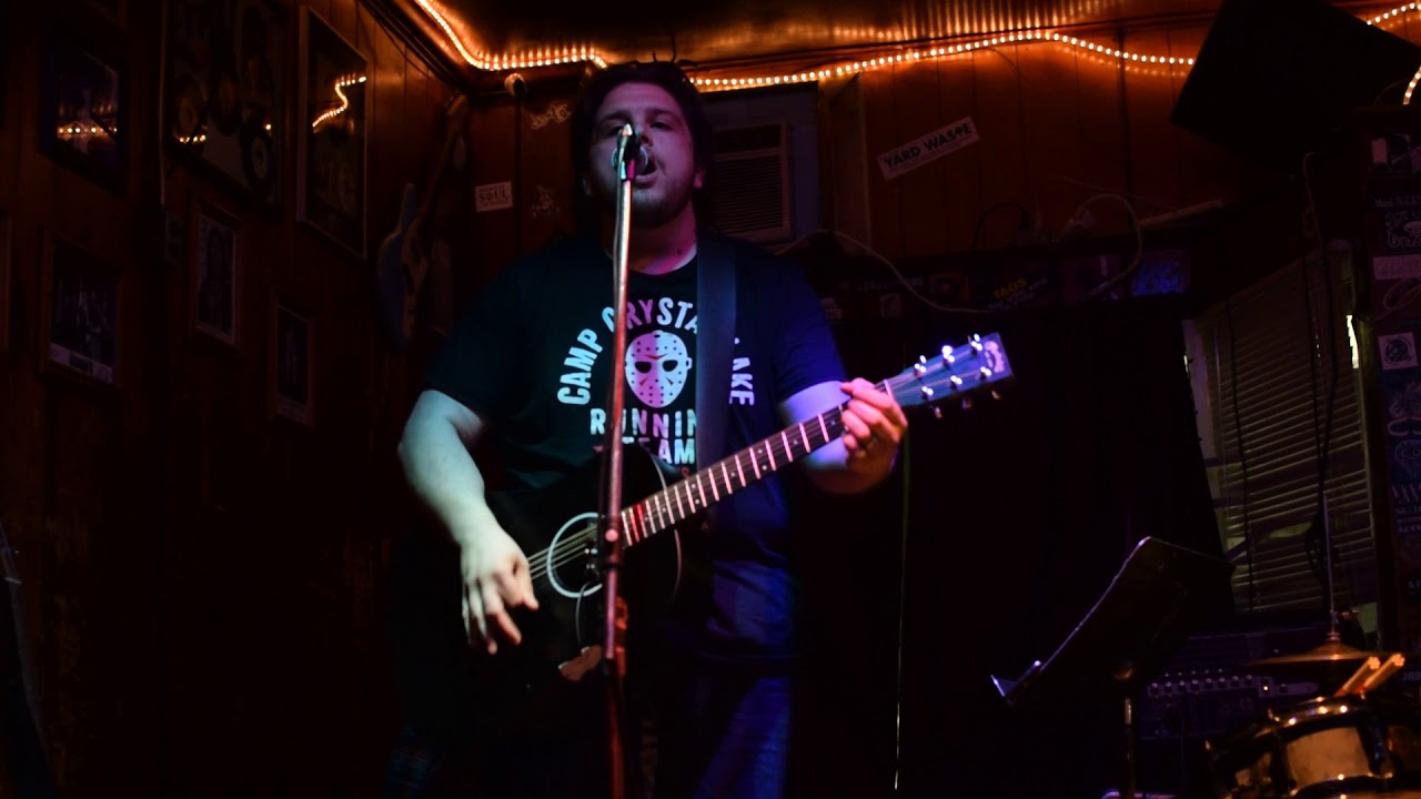 White's Bar Saginaw Michigan Open Mic Night 5-28-19