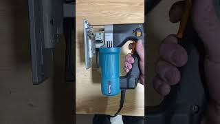 Auction #3336029 - Mikita Jigsaw Model 4304T