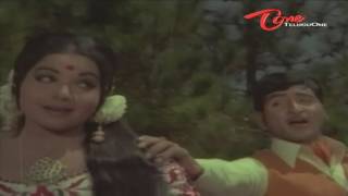 Verise Kannulalo Yeyi Basalunnavi Le....chitram- Doctor Babu