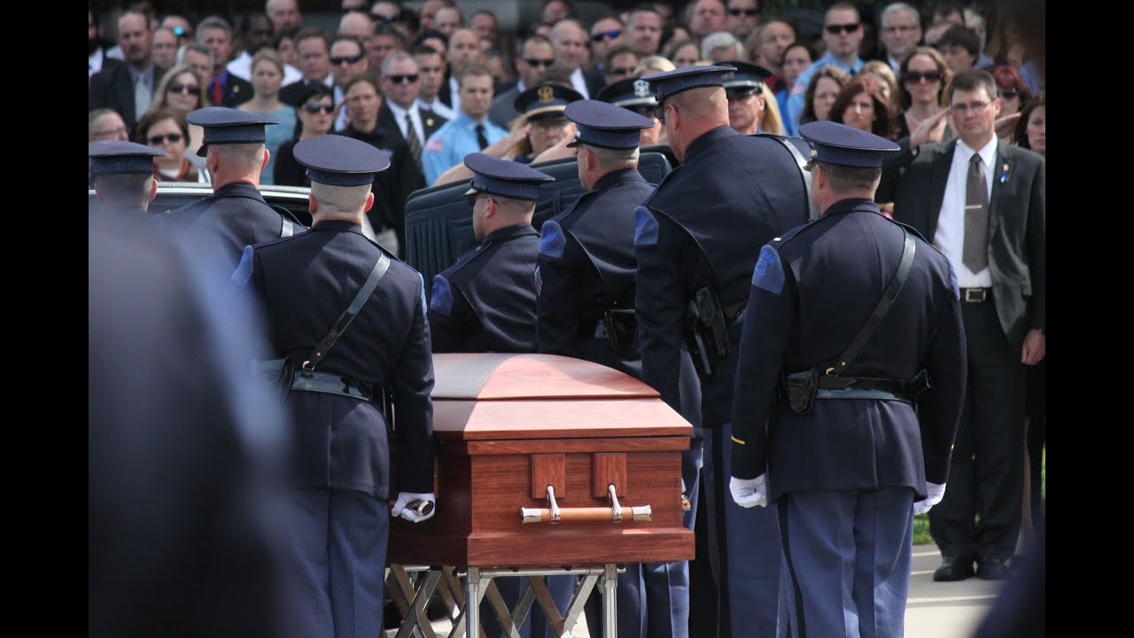 Trooper Paul Butterfield's funeral, part 2 - YouTube