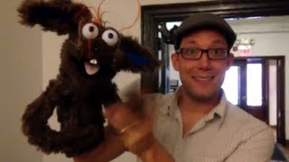 John Tartaglia puppeteers Silly Willy of Creatures Inspired Make A Puppet With John Tartaglia