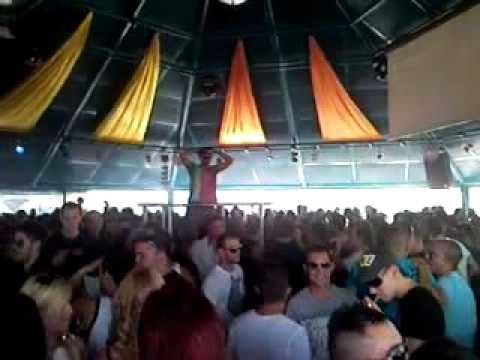 Watch RIKI BAILANDO EL CHIKI CHIKI EN LA GOA...E UN LOGCO POR MI PAE!!!! on YouTube Watch RIKI BAILANDO EL CHIKI CHIKI EN LA GOA...E UN LOGCO POR MI PAE!!!! on YouTube