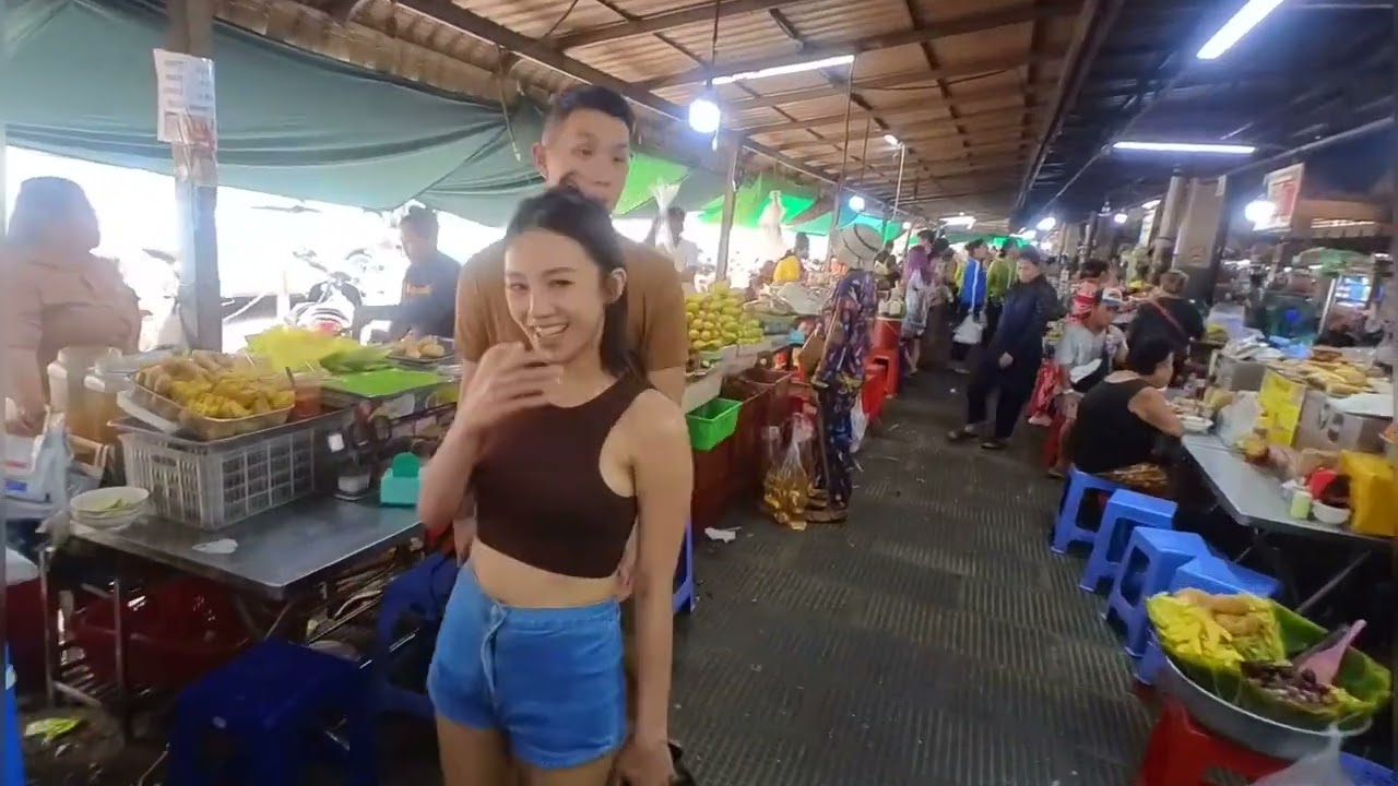 World's largest fish distribution site only available in Phnom Penh  Cambodia