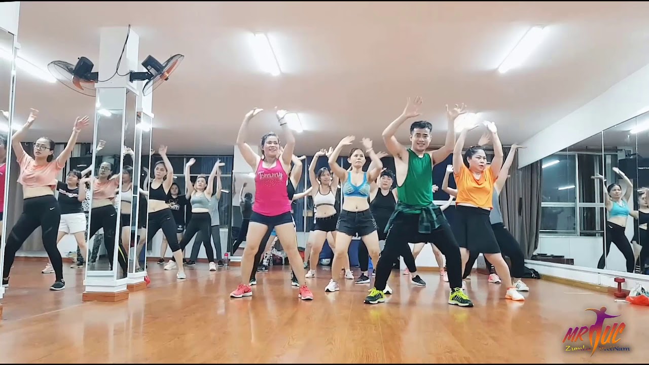 On The Floor, Jennifer Lopez ft Pitbull Mr.Tuc Zumba® Fitness VietNam YouTube