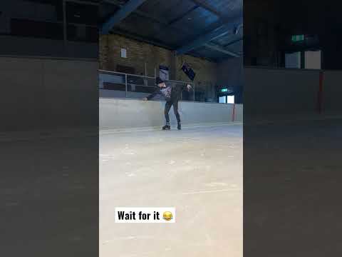 My first time Ice Skating ⛸ WAIT FOR IT.. ?