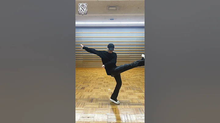 🧡HINATA CAMERA🧡 CHASE YOU / NEVERLAND #Shorts #dance