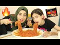 تحدي النودلز الكوري الحار مع ريان !! 🔥| Korean Fire Noodle Challenge 🌶