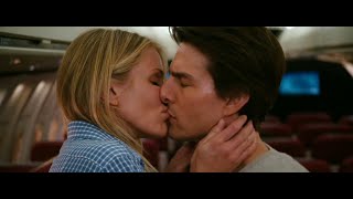 Cameron Diaz all kisses in Knight And Day