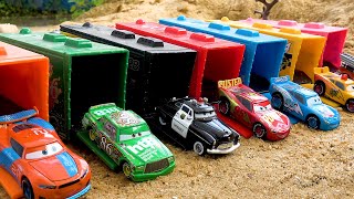 有趣的迪士尼汽車收藏 | 關於玩具車的有趣故事 | 兒童挖土機、拖拉機和工程車輛 | BIBO 和玩具