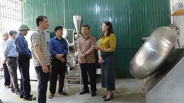 Đồng chí Bí thư Huyện ủy kiểm tra công tác sản xuất nông nghiệp đầu năm 2024