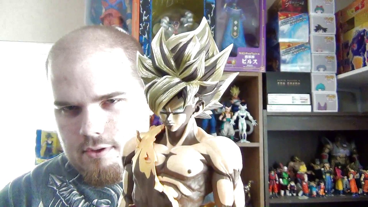 RARE! Super Master Stars Piece Super Saiyan Goku Lunar New Year