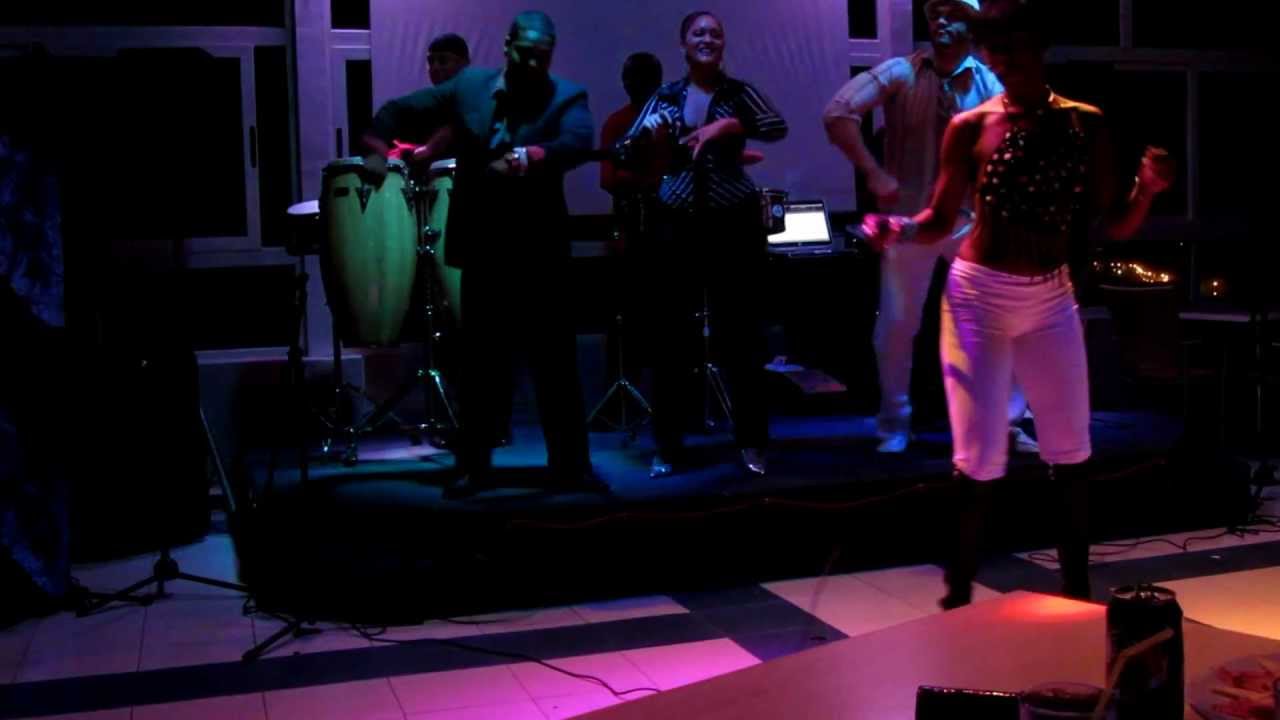 Verdadero son cubano y ritmo que solo ellos tienen! Pico Blanco (Hotel Saint´s John). La Habana. HD - YouTube