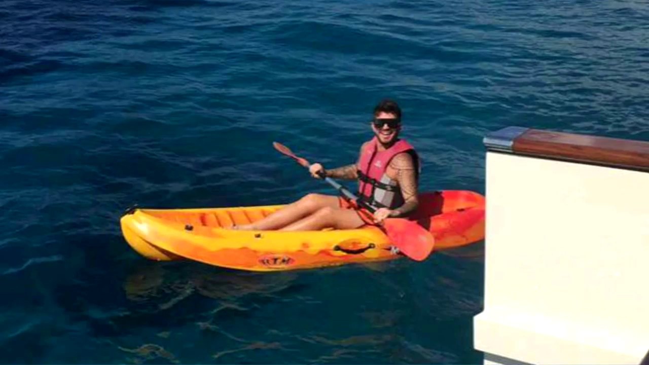 Adam Lambert Sailing on Roger Taylor's Yacht Ibiza Sept 17-18 - YouTube