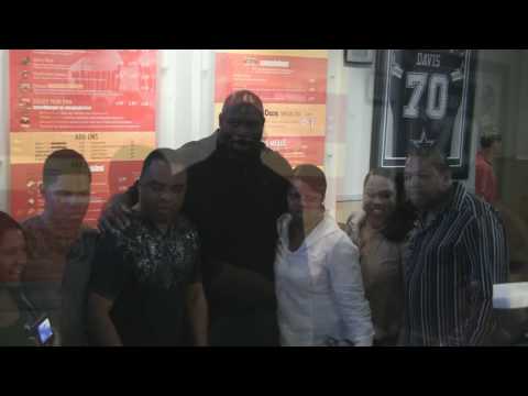 Leonard Davis Dwayne Heggar Smash Burger Meet and Greet pt. 2