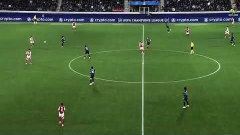 RICARDO CALAFIORI MAKE ARSENAL @UEFA DEBUT