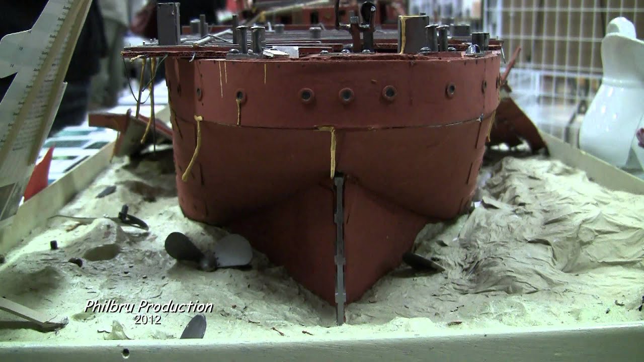 La plus grande maquette flottante au monde du Titanic exposée à