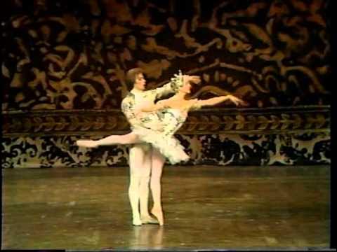 Lo Schiaccianoci la storia di un Balletto senza tempo - I Casi della Danza