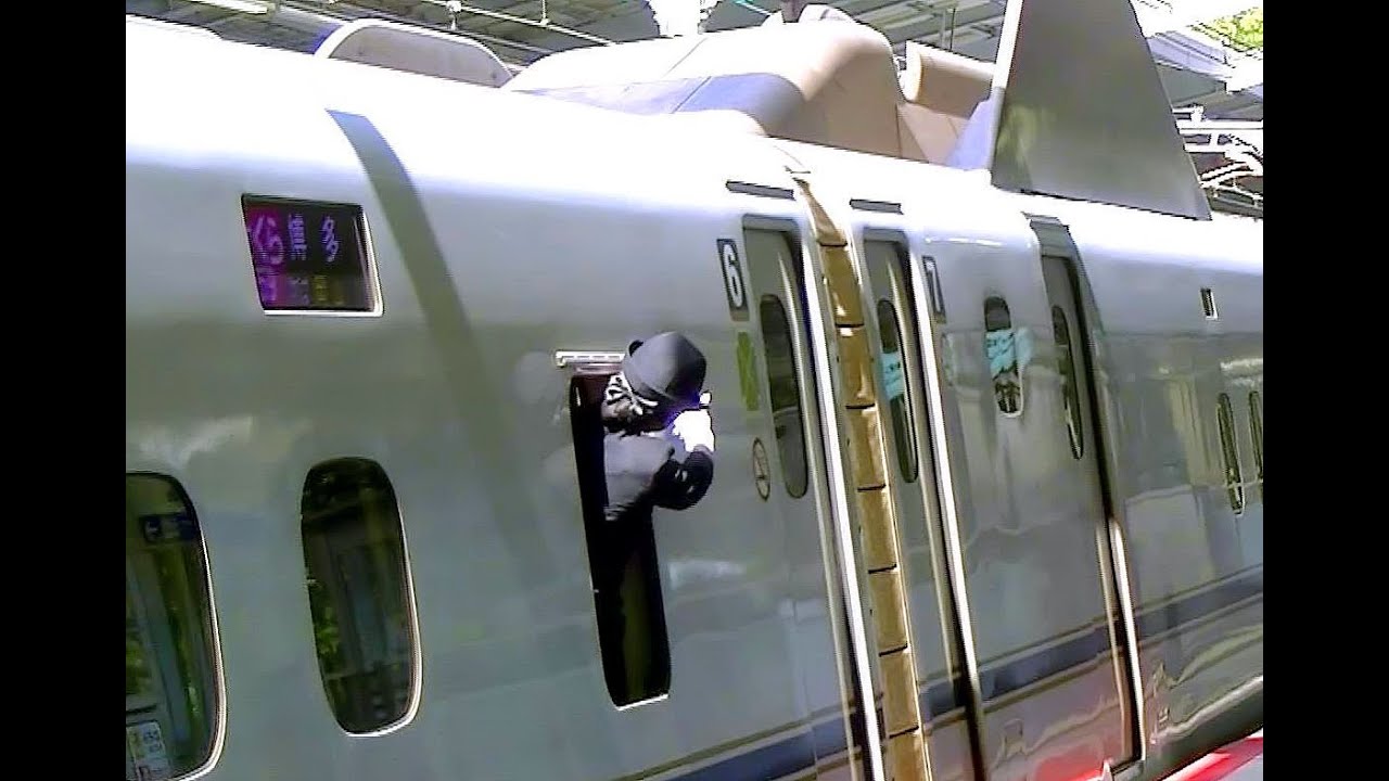 車内放送 地震の為博多止の新幹線 さくら559号 N700系 女性車掌 向谷チャイム 肉声放送 新大阪 新神戸 Youtube