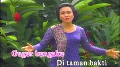 Lgm Gugur Bunga - Tuti Maryati  - Durasi: 5:12. 