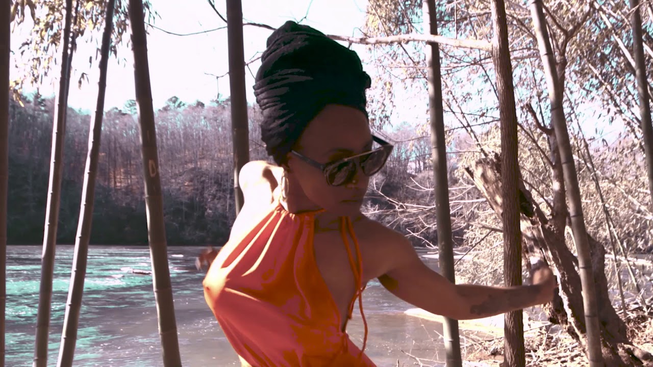 DIOM - BISÉ Live Bamboo Forest Performance!