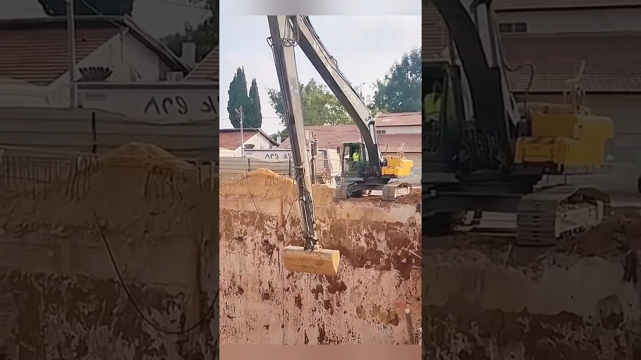 Long-boom excavator 