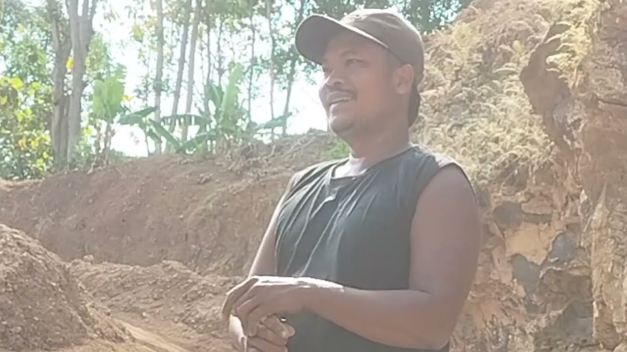 membelah batu, posisi miring