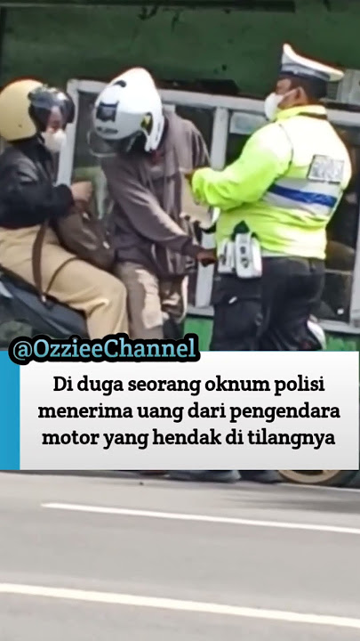 Momen seorang oknum polisi ini terima selipan uang #short #viralshort