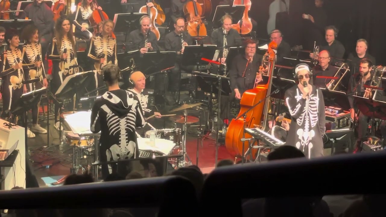 Louis Cole - These Dreams are Killing Me (Live in Rotterdam w/ Metropole Orchest)