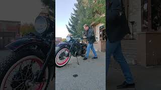 ASMR Битва Урал ДЬЯВОЛ vs  Bentley #bentley #asmr #humor #ural #motorcycle