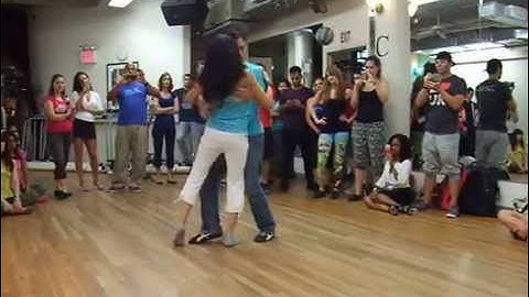 Junyan and Danielle Demo - Fall for Zouk 2014