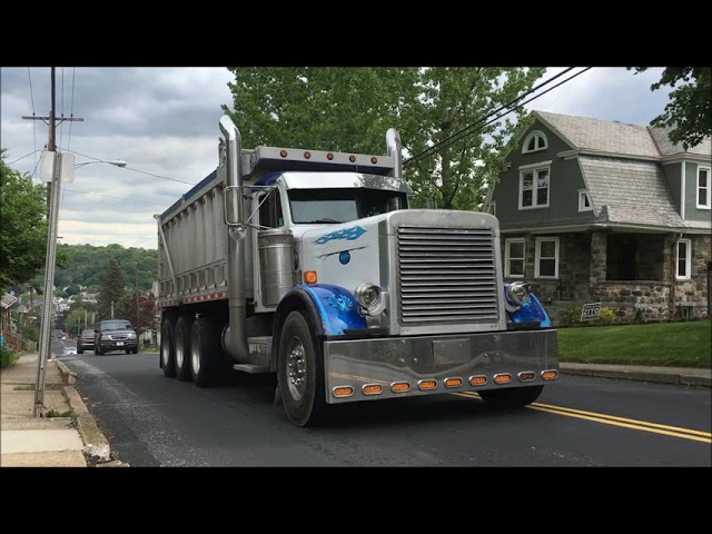 Semi Truck Horn Compilation 3 