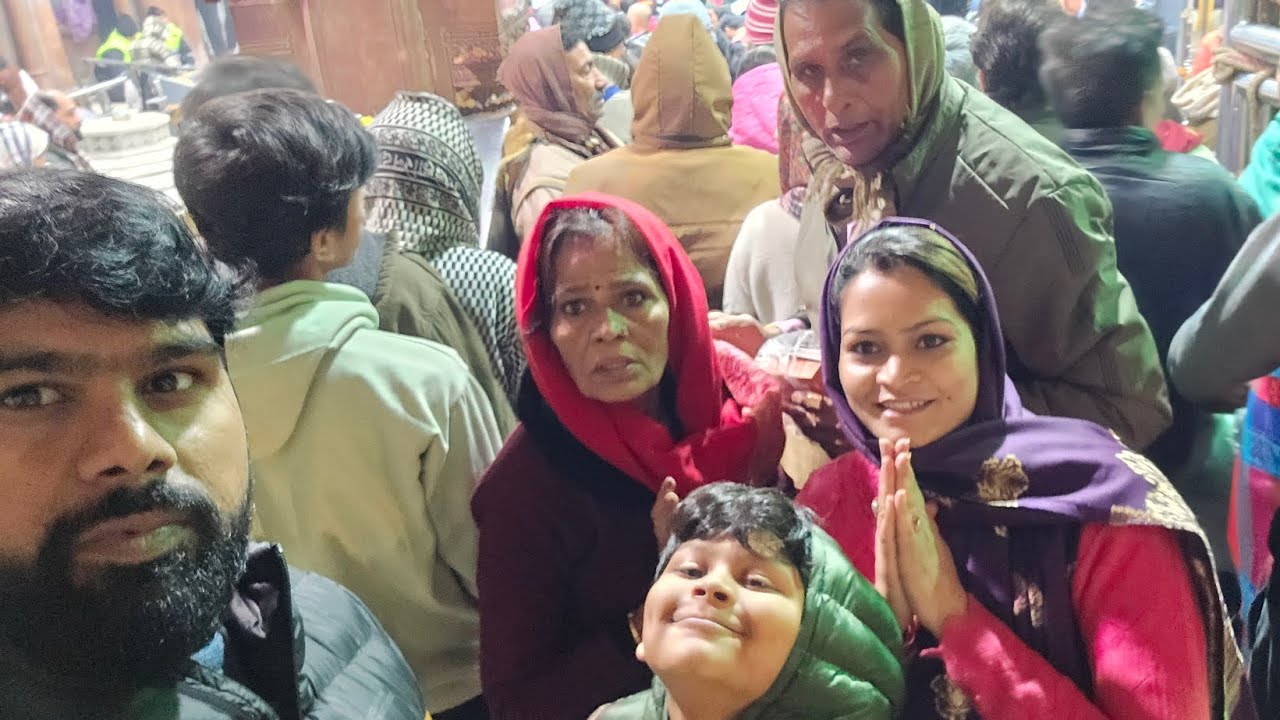 || banke bihari mandir || vrindavan || full family || Radhe Radhe || Canada 🇨🇦 to India 🇮🇳 ||