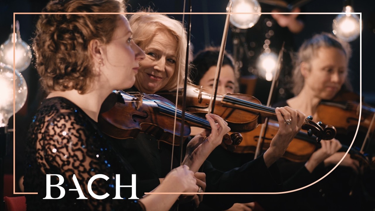 Ehre sei dir, Gott, gesungen from Christmas Oratorio – Bach