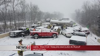 Cars, tractor trailers involved in pileup on I-91