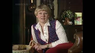 Jackanory - The Tailor of Gloucester (BBC)
Judi Dench reads the classic story of The Tailor of Gloucester by Beatrix Potter, first shown in 1980. Jackanory - The Tailor of Gloucester (BBC)