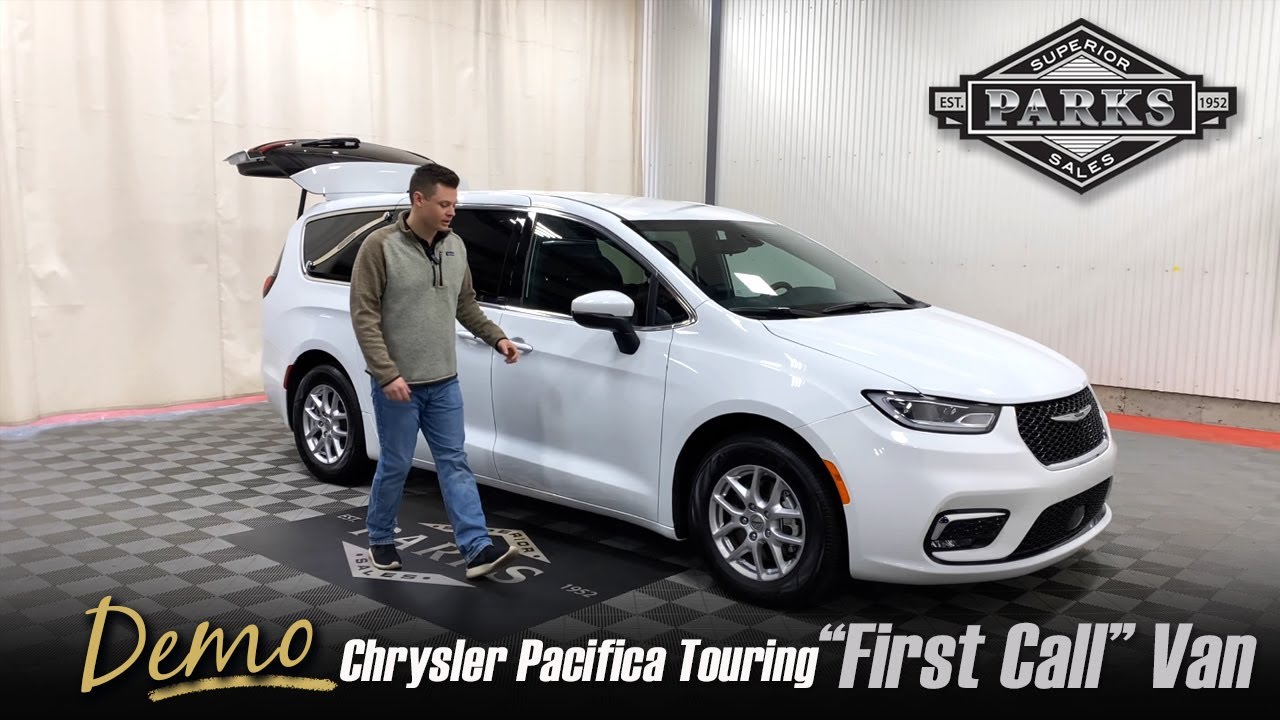 2023 Chrysler Pacifica Touring 
