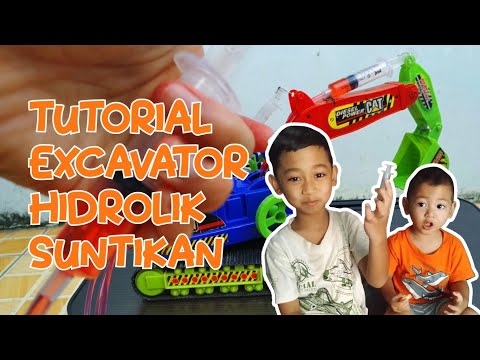 Excavator Kecil (Mini Excavator). 