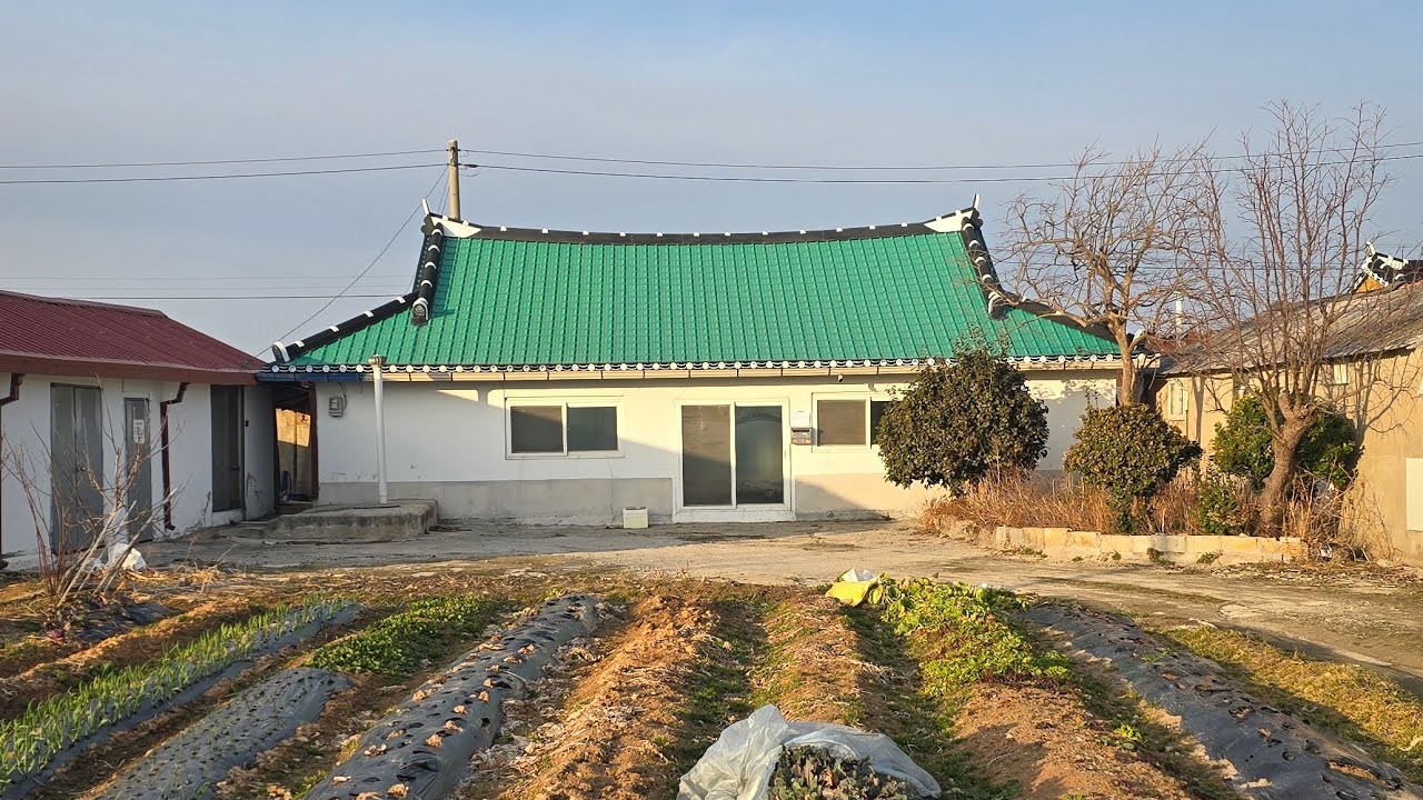 (라이브 방송)싹~수리된 시골집 보증금 100만원/월세15만원에 임대합니다