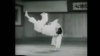 Kyuzo Mifune   014   Te Waza   Kata Guruma