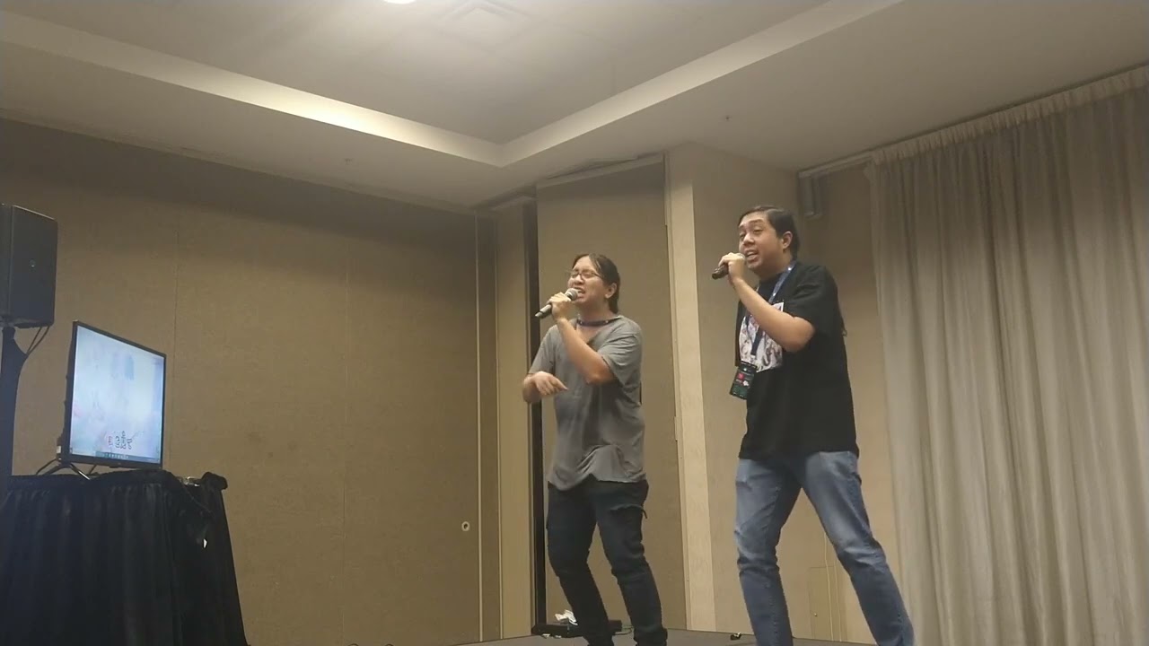 CEOtaku 2023 Karaoke Night 02 090 Motto Hade ni ne!