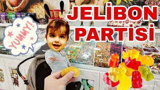 Zehra Jeli̇bon Parti̇si̇ İçi̇n Alişveri̇ş Yapiyor