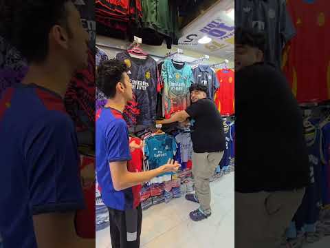 عجب چيزي نشونم داد بارسلونا بارسا لباس خنده