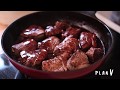 Filete al vino tinto con champiñones | Recetas Virginia Demaria