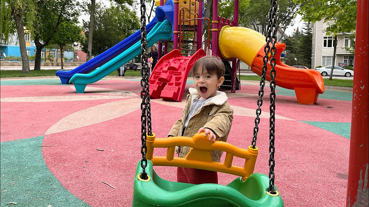 Baybars İle Parkta Eğlenceli Dakikalar | Arabaları Kaydırdık! | Park Videoları 🛝😱