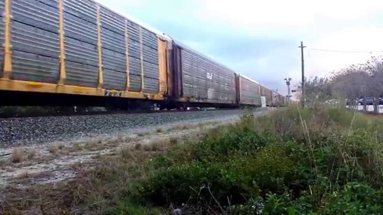 SD70M2 