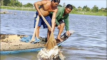 Nghề chài lặn đã vào mùa trở lại và lơi hại hơn xưa - Sông Nước Cửu Long - Nguyễn Hùng