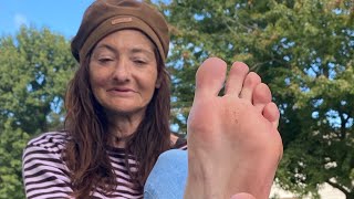 Angela- Mature Crack Head Skinny Soft Wrinkled Soles  screenshot 4