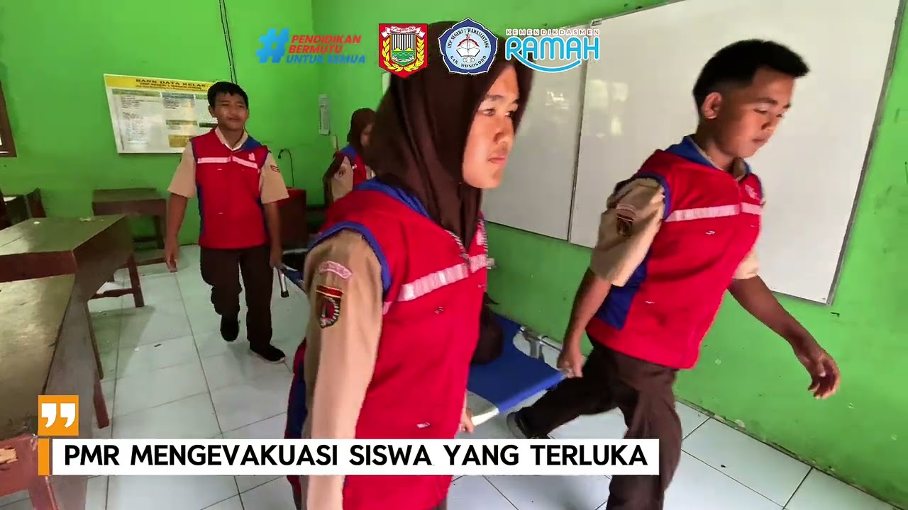 Simulasi penanggulangan bencana gempa bumi 